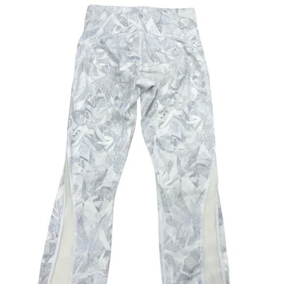 LULULEMON Train Times 7/8 Pant 25" Sz 6 Jasmine White Multi / White - Picture 4 of 5